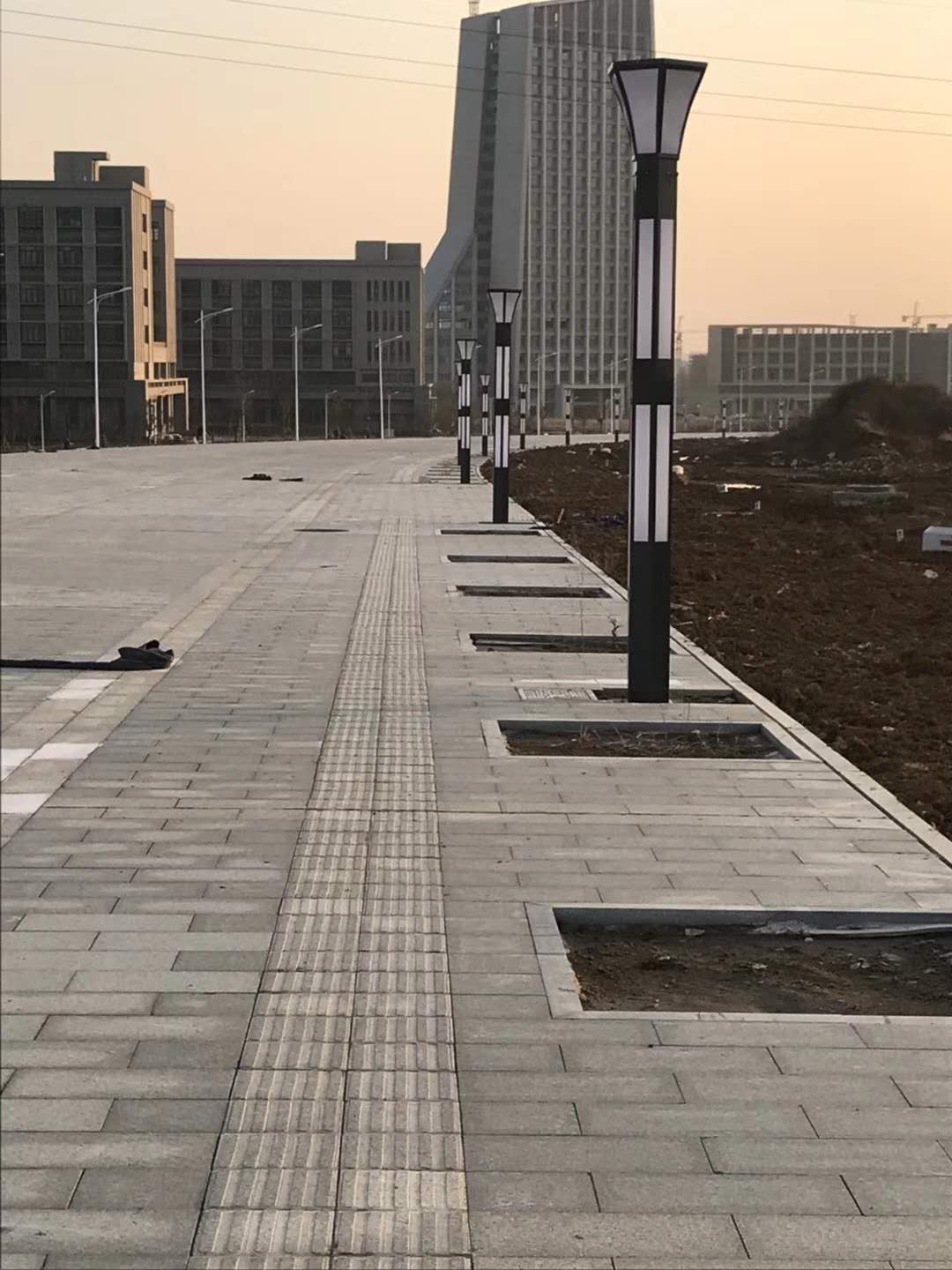 LED路燈、庭院燈、景觀(guān)燈_ led路燈價(jià)格